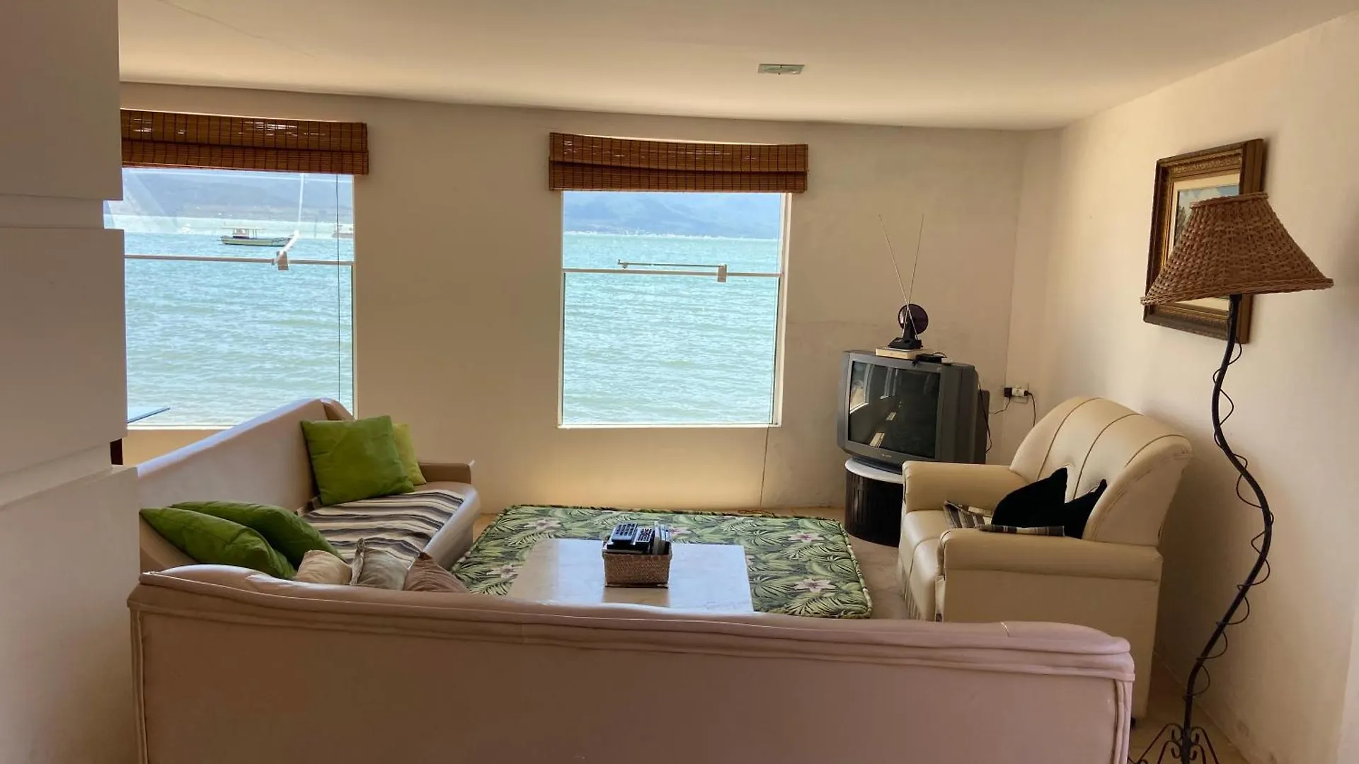 Casa Pe Na Areia, Ribeirao Da Ilha, 4Suites Qk9397 Florianópolis Villa